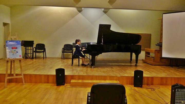 Музыкальная семинария и «Чвени школа»