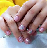 Dona Nail