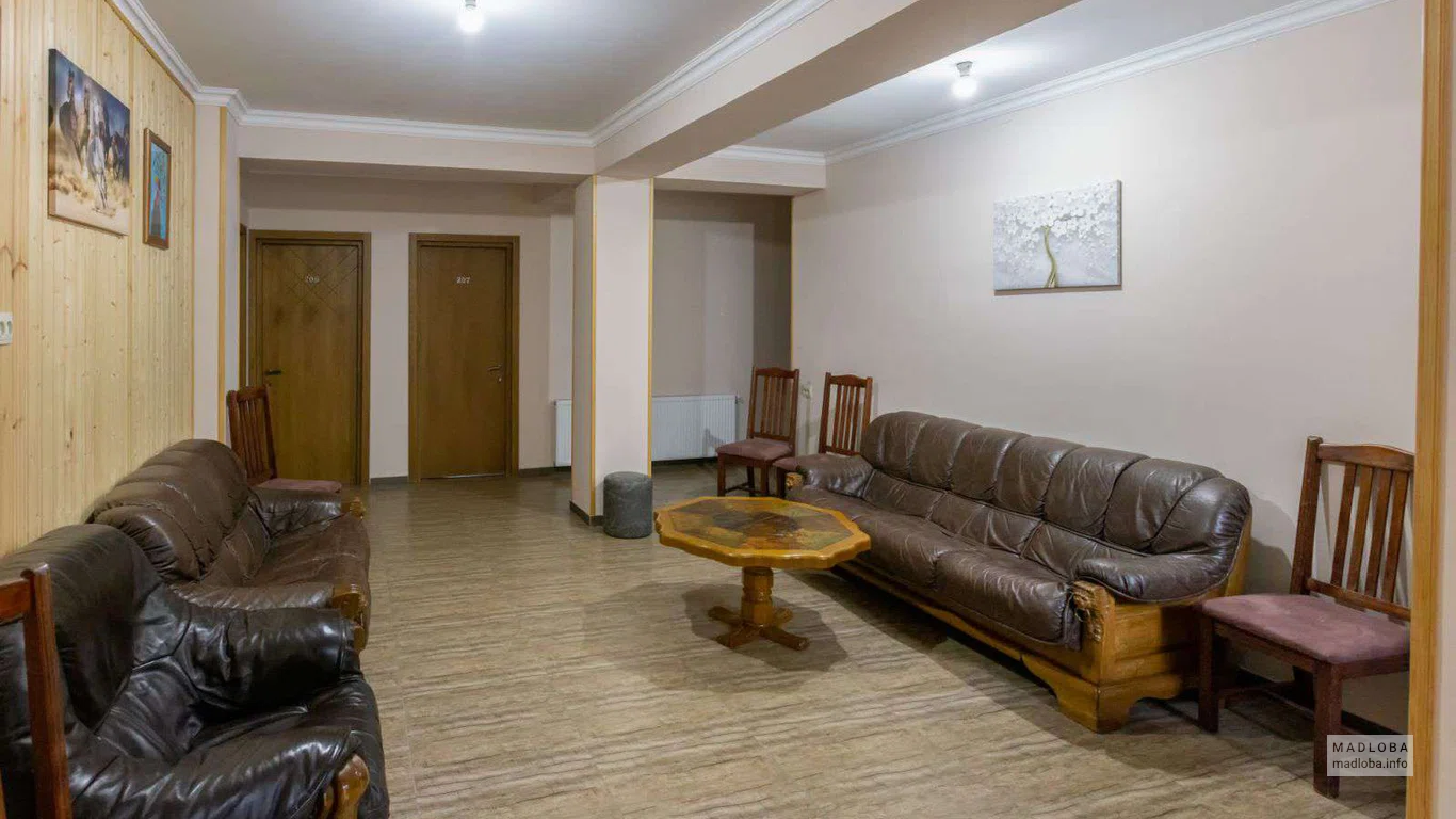 Гостинная Отеля "GP Rooms" в Степанцминде