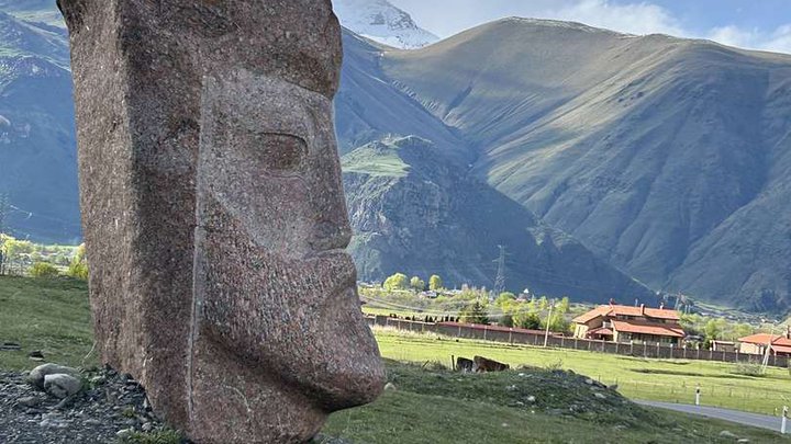 Kazbegi twins