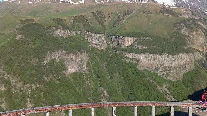 Kazbegi twins