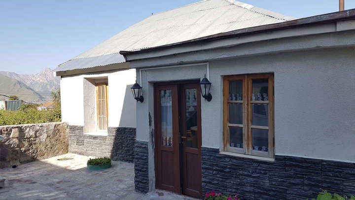 Keti Ciklauri Guest House