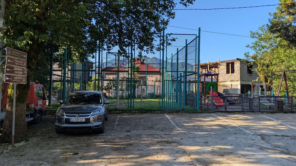 2. Стоянка у Zurabi Museum.jpg