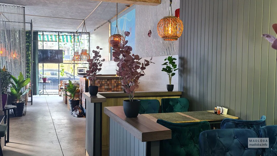 Столики в Кафе Marao