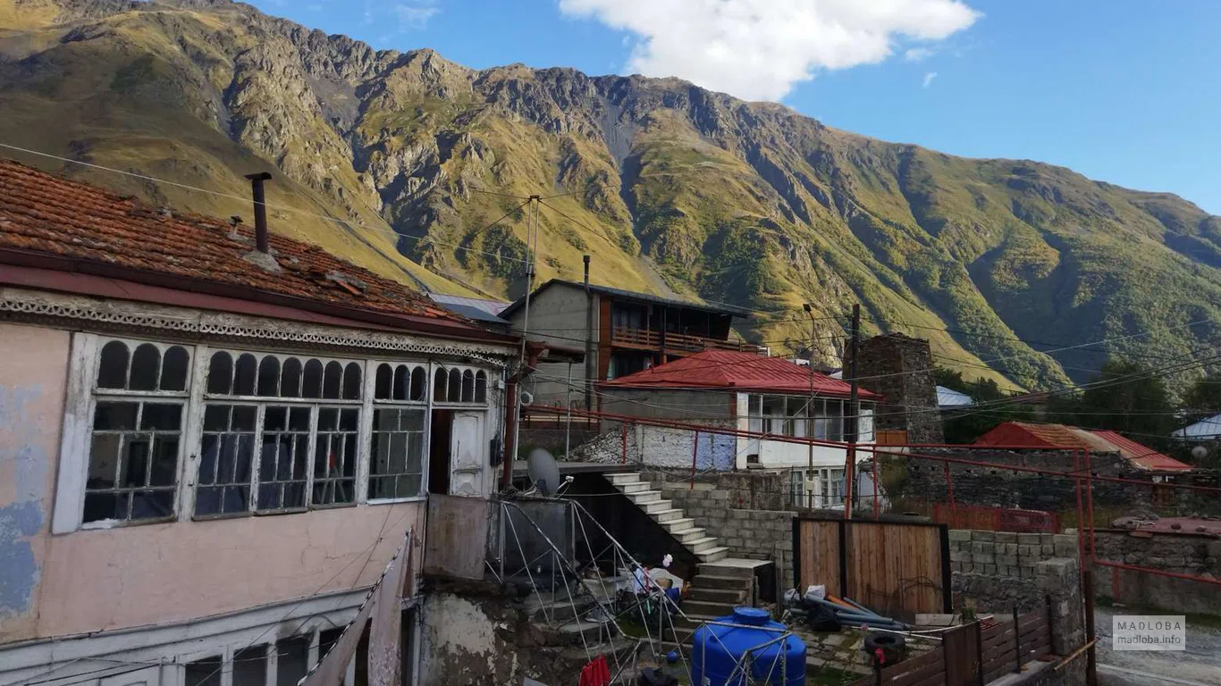 Отель "North Kazbegi" в Степанцминде