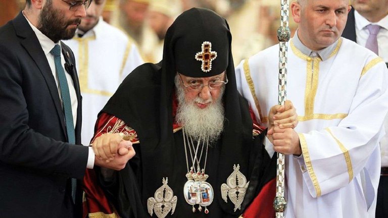 "Значимый день для Грузии" - высшие должностные лица поздравили Илию II с днем рождения
