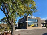 McDonald's (ул. Братьев Какабадзе 1)