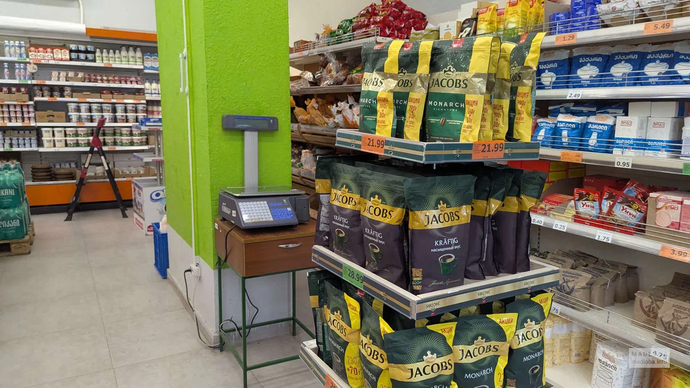 Кофе в продаже в магазине 2 Nabiji