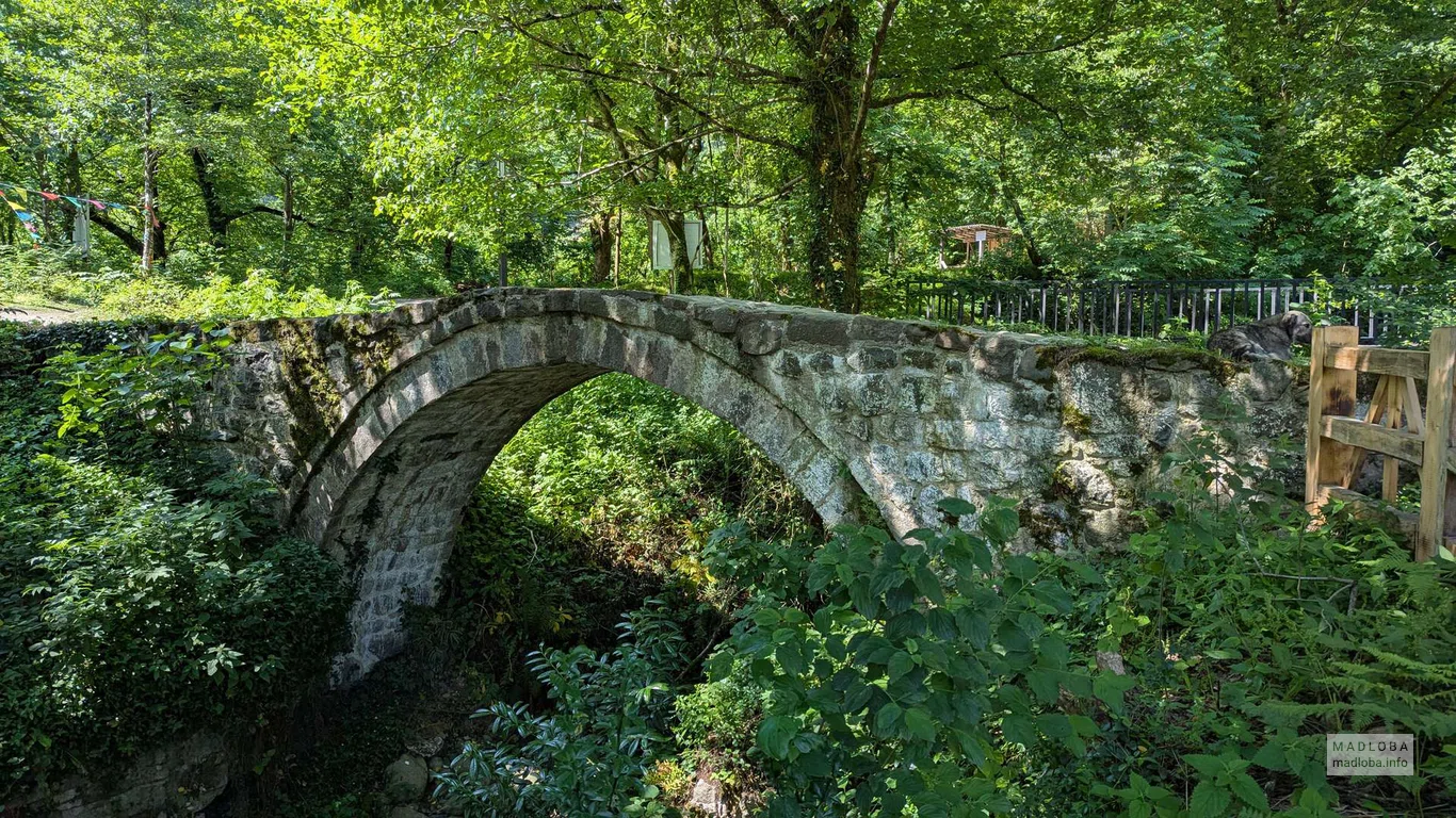 Арочный мост Мирвети