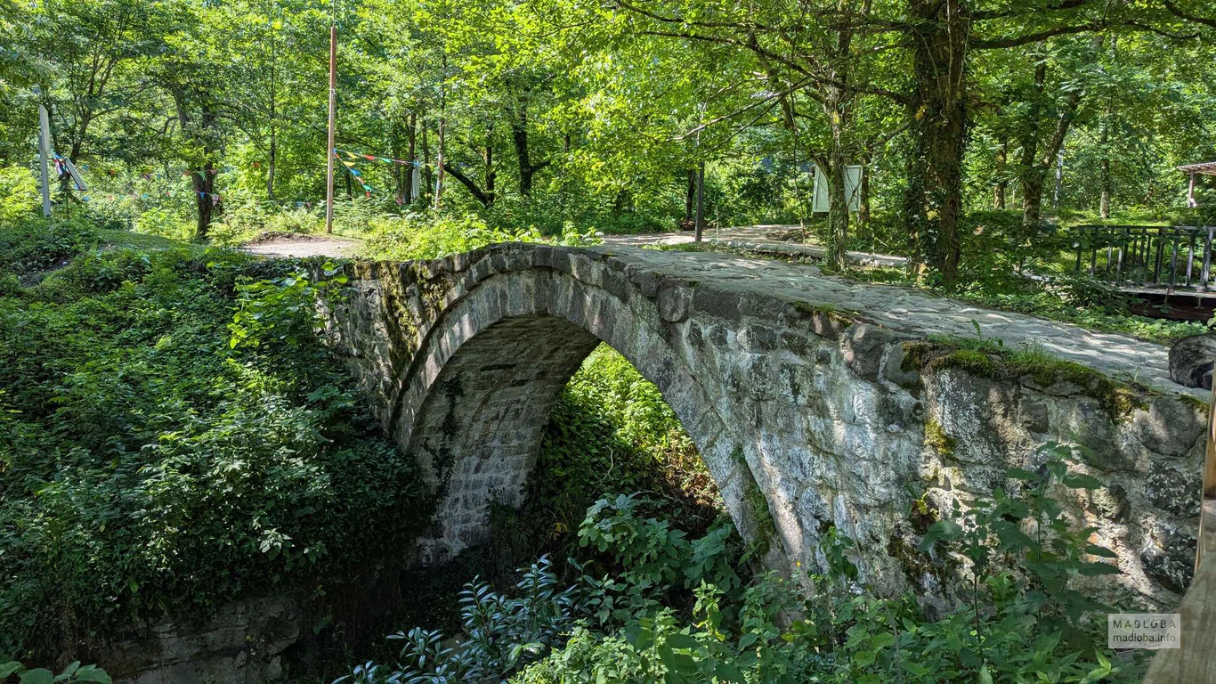 Арочный мост Мирвети