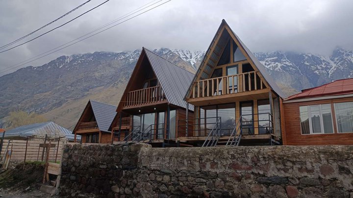 Twin Cottages Kazbegi