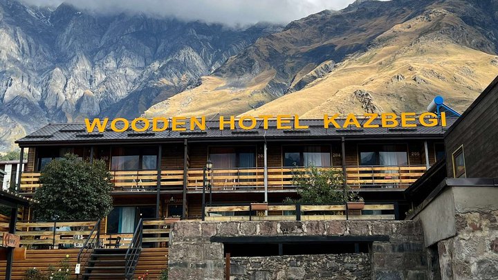 Wooden Hotel Kazbegi