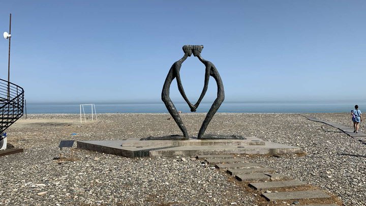 Скульптура "Первая любовь"