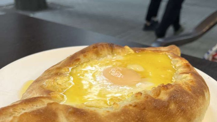 Khachapuri