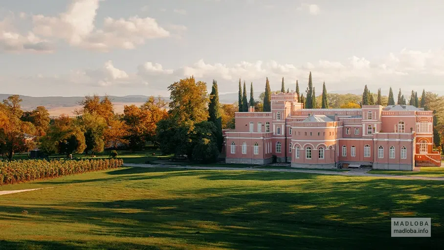 Chateau Mukhrani was founded on the tradition of winemaking in the Mukhrani area of Georgia dating back in millennia