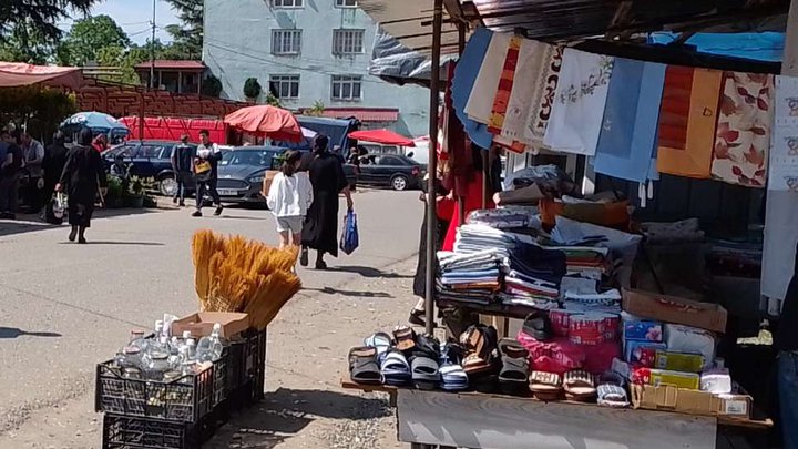 Farmer's and clothing market Chkhorotsku