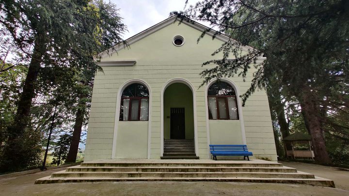 Scientific library in the Botanical Garden