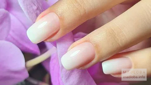 Nail Lounge Batumi Beauty Salon manicure