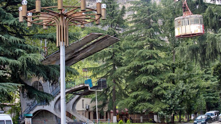 Abandoned cable car station "Chavchavadze"