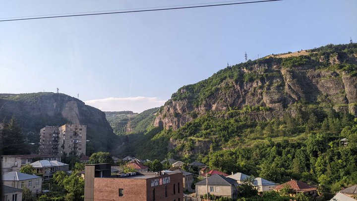 New cable car station "Lezhubani"