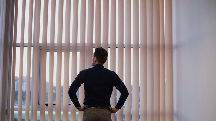 Curtain-Blinds House