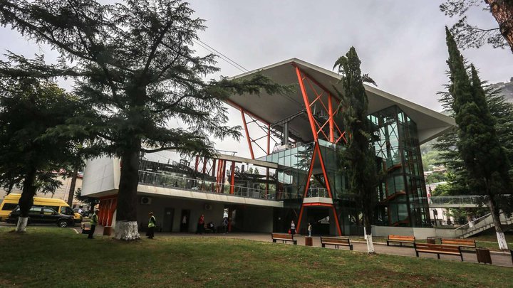 Cable car station "Central Tkhelidze"