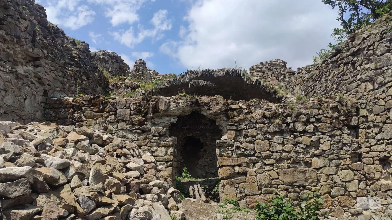 Крепость царицы Тамар в Самцхе-Джавахети