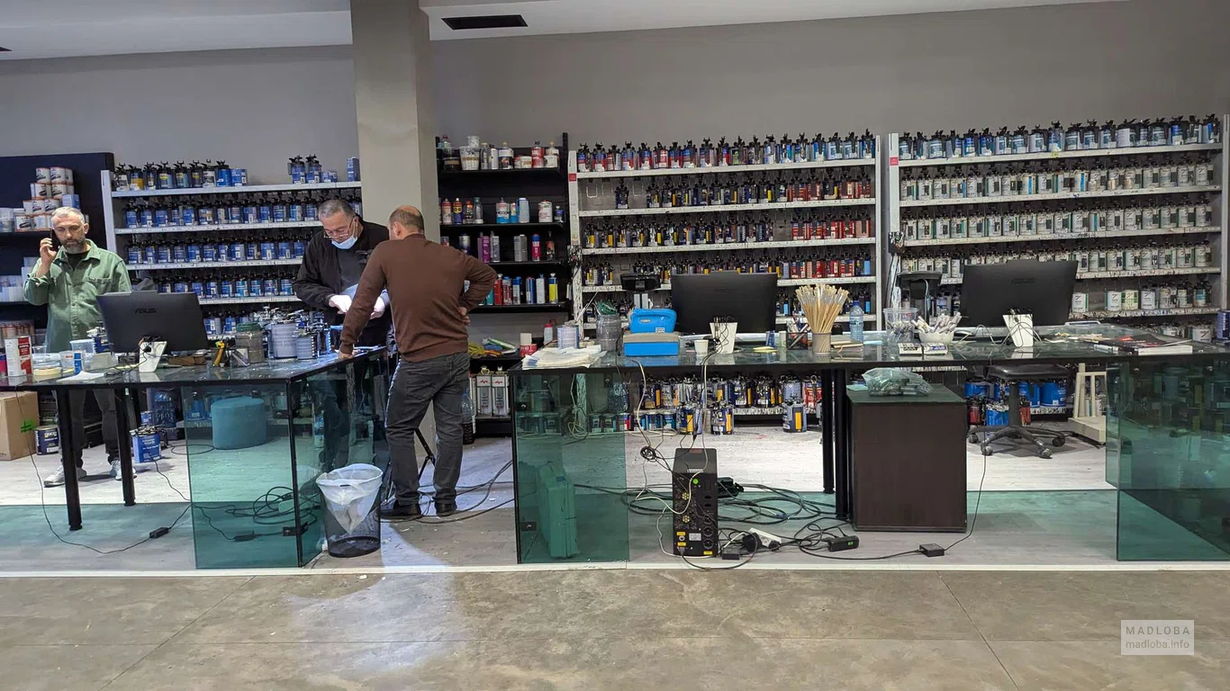 Akzonobel в Батуми — краски, строительные материалы