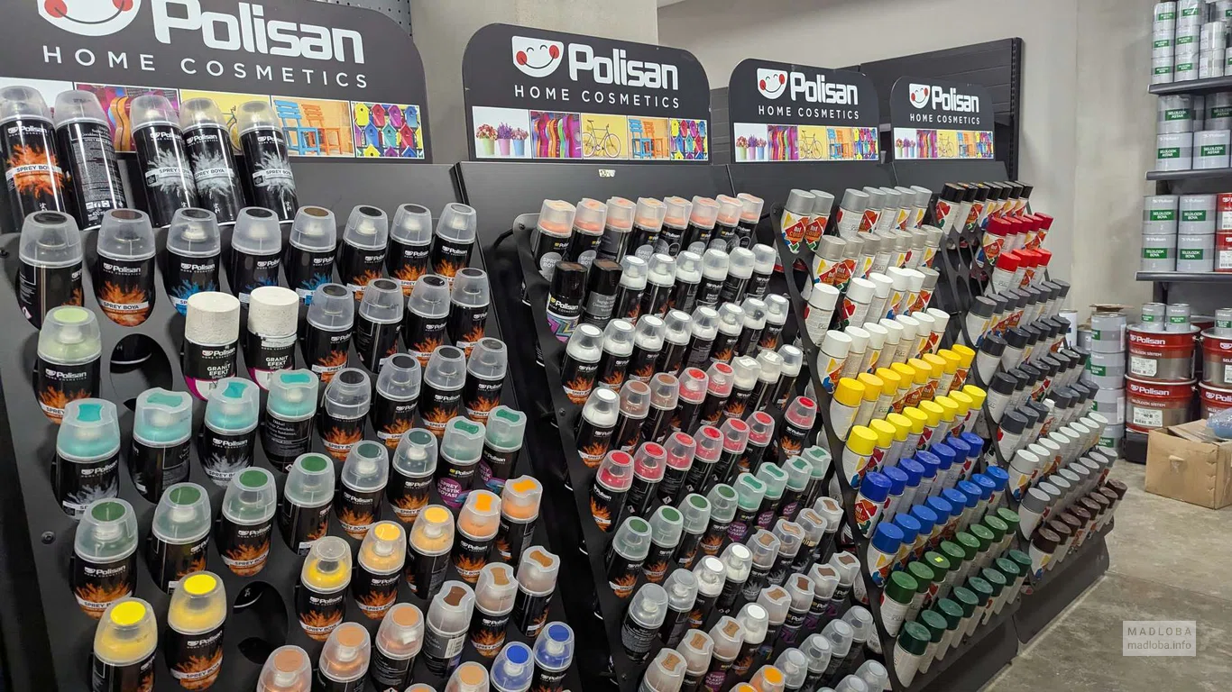 Баллончики с краской в магазине Akzonobel