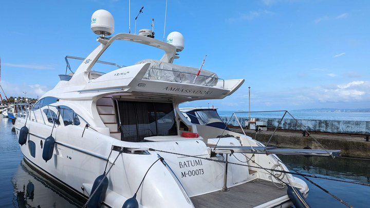 Double-deck yacht "Ambassadori"