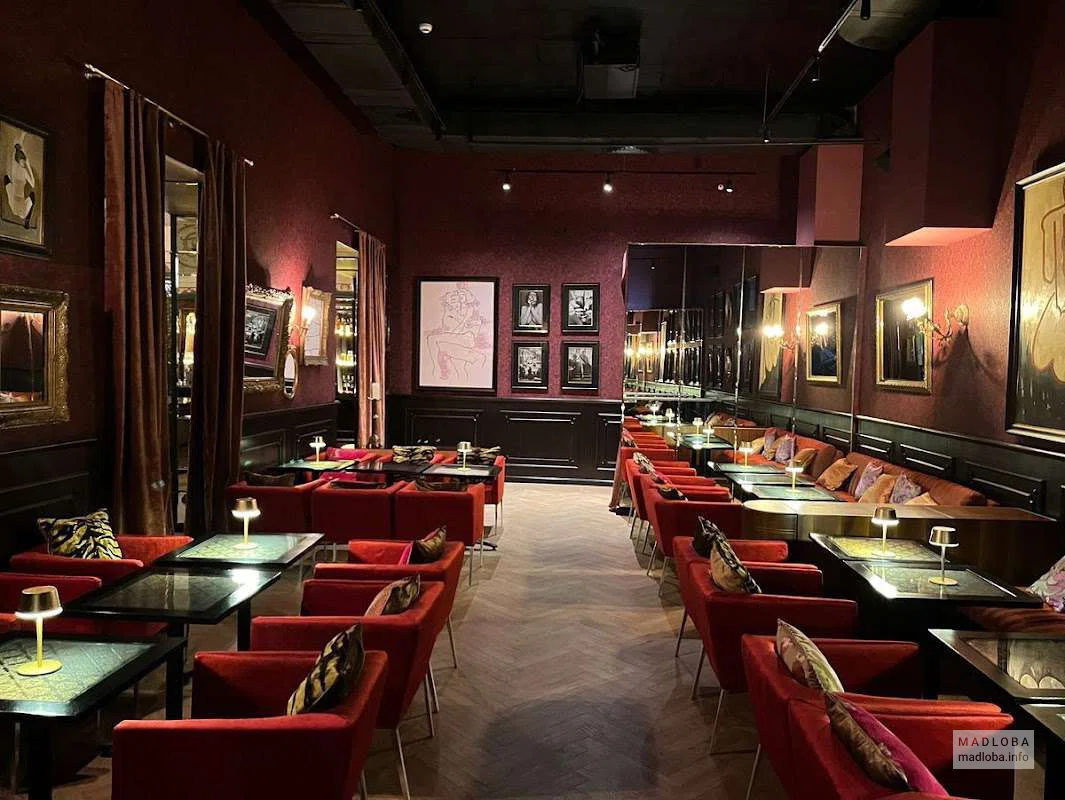 Смотреть орыс лесбиянки порно видео Бюстгальтер мен трусики киген қыздар