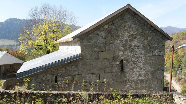 Архангельская церковь Квибиси