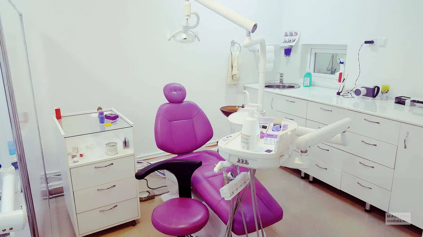 Стоматология Art Dental в Кутаиси