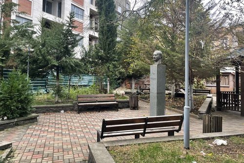 Aslanikashvili Square