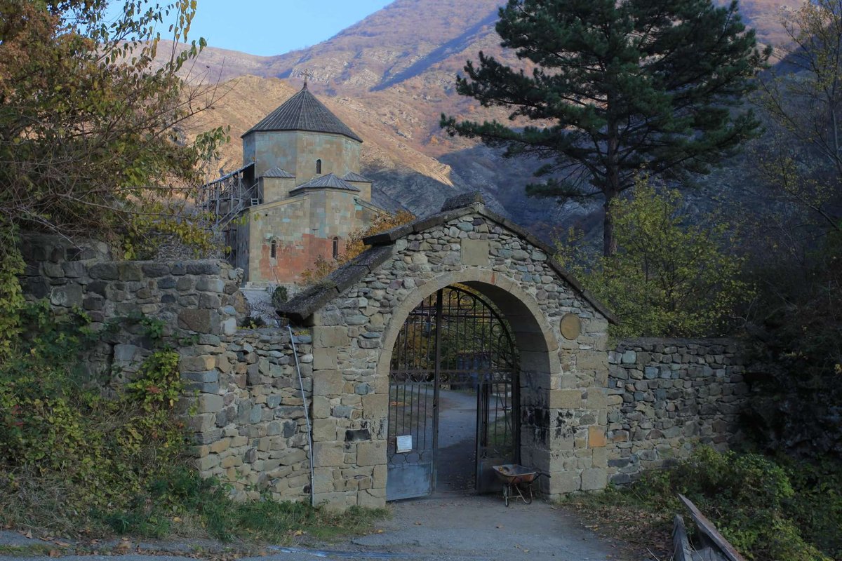Atenskiy-Sion