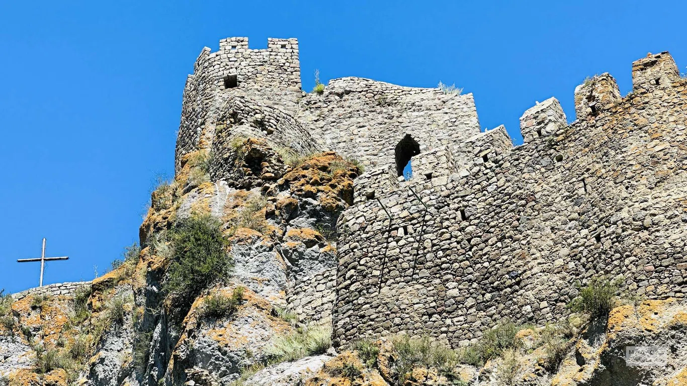 Ацкурская крепость в Самцхе-Джавахети