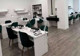 Aura Nails & Beauty