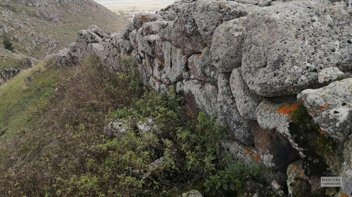 Megalithic fortress of Avranlo