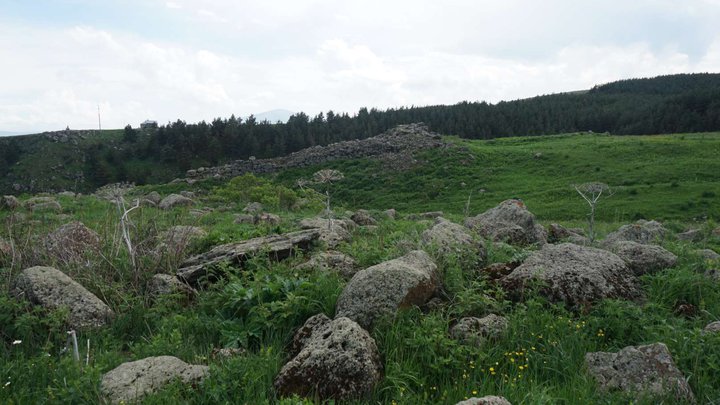 Megalithic fortress of Avranlo