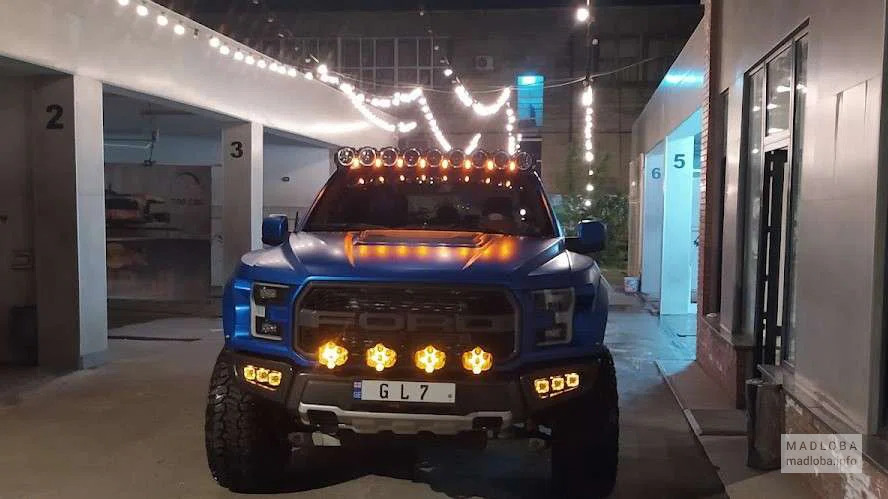 Автомойка на улице Л. Асатиани 125 в Кутаиси