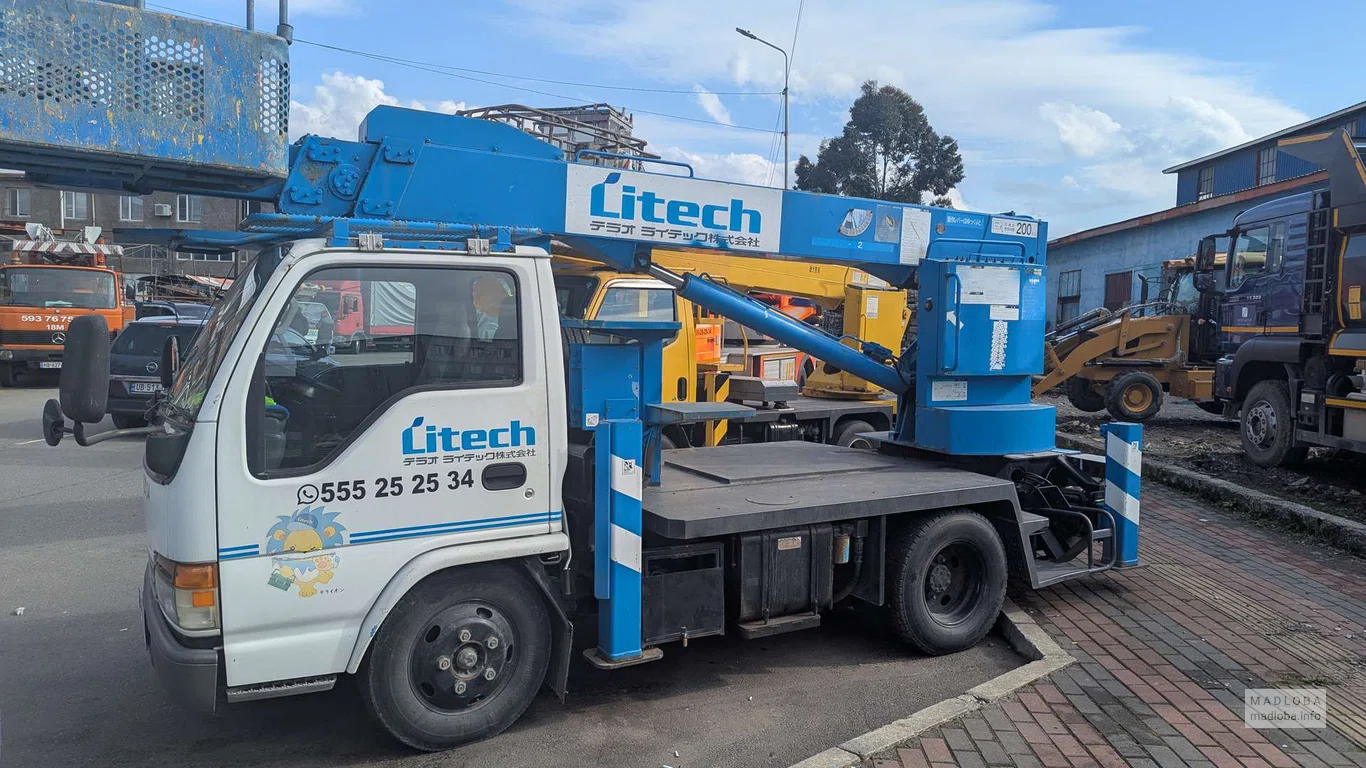 Аренда подъемника Litech в Батуми