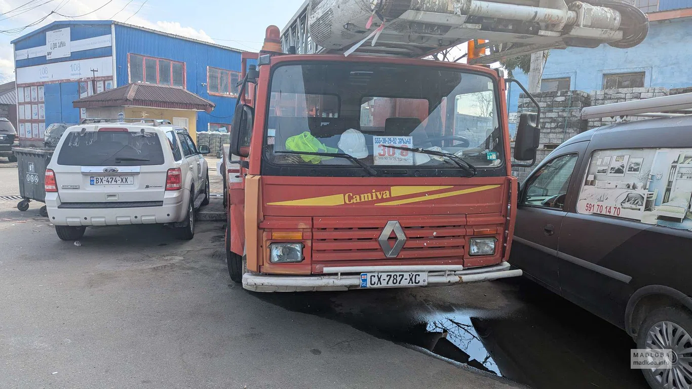 Автовышка Renault Camiva – аренда в Батуми