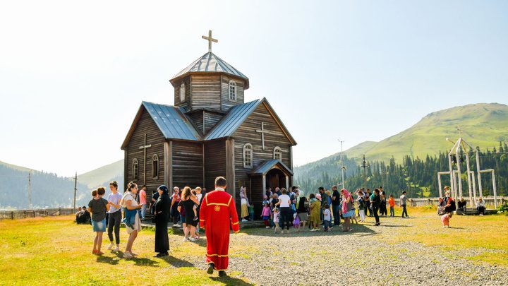 Как проходит религиозный праздник Моцаметоба в Грузии