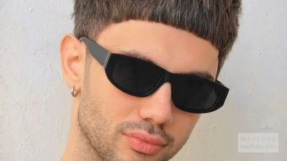 Barber Dima haircut