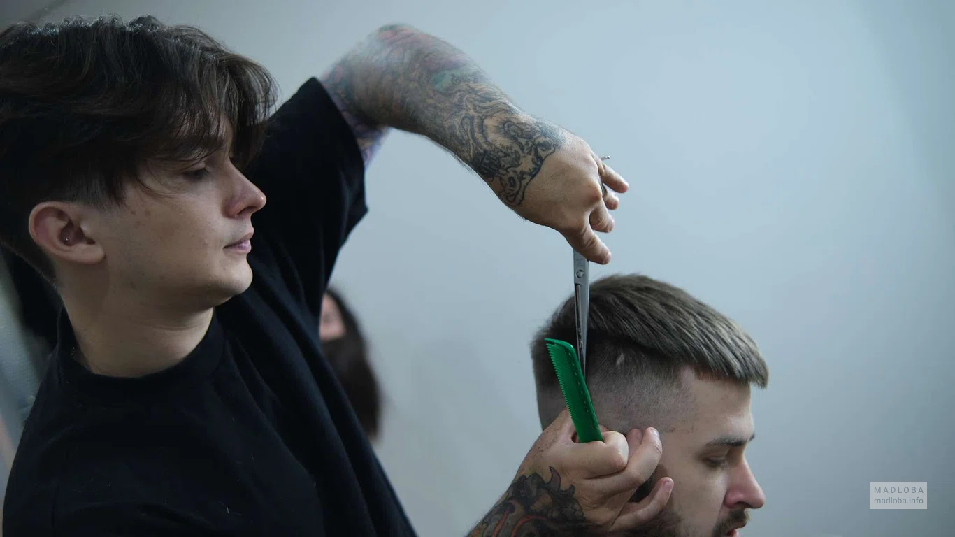 Barber Nikolay стрижка