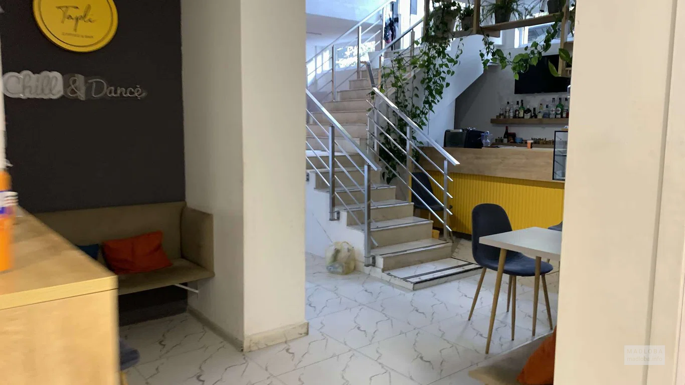 кафе около Batumi Dance Center