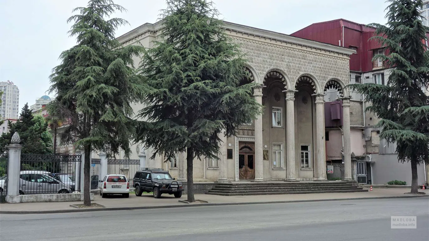 Государственное балетное училище классического балета