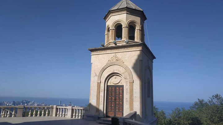 Храм Святой Троицы на горе Самеба