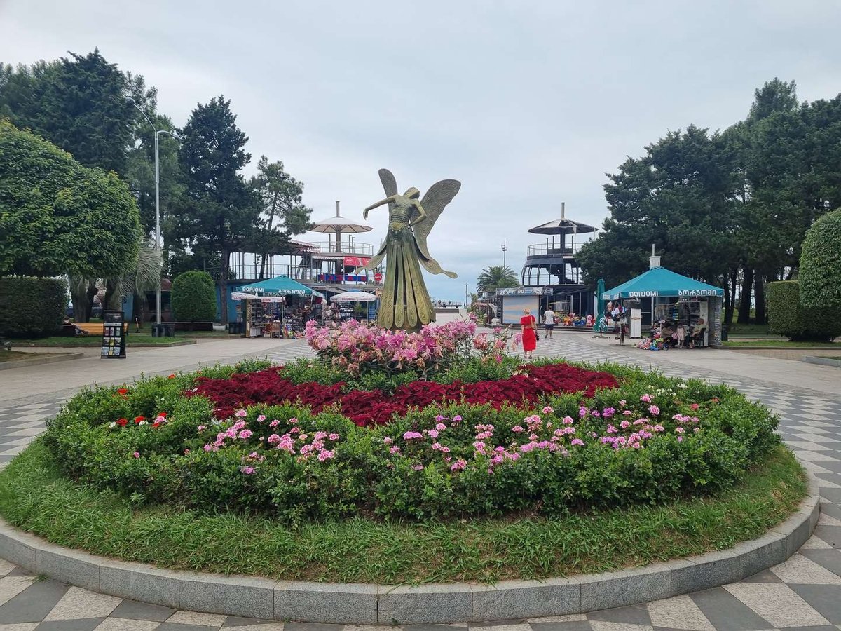 Батумский бульвар