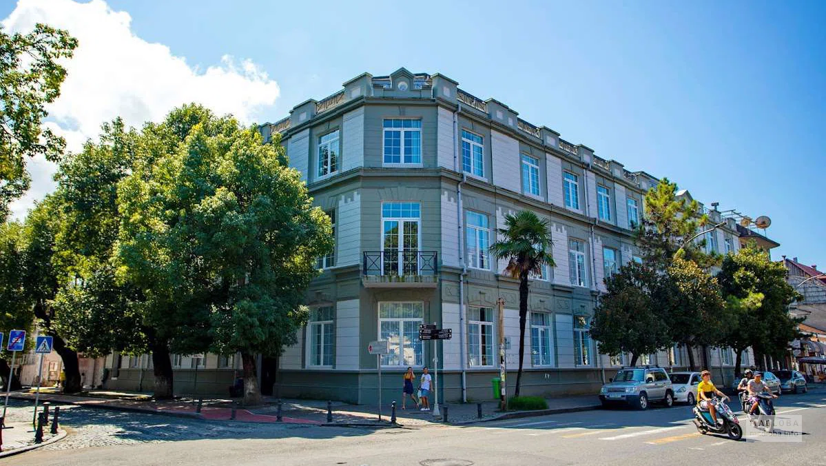 Батумский художественный педагогический университет